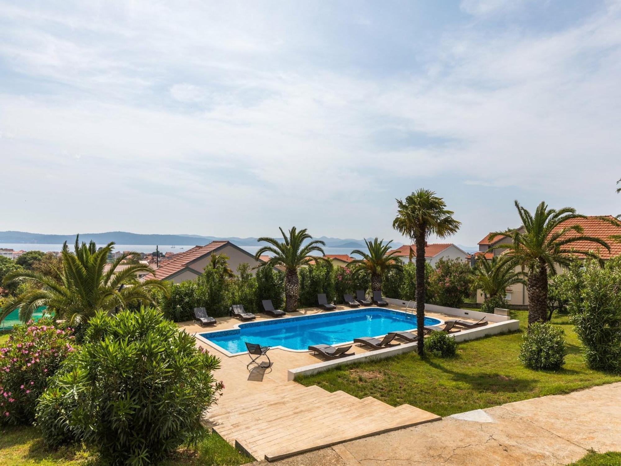 Scenic Holiday Home In Bibinje Near Sea エクステリア 写真